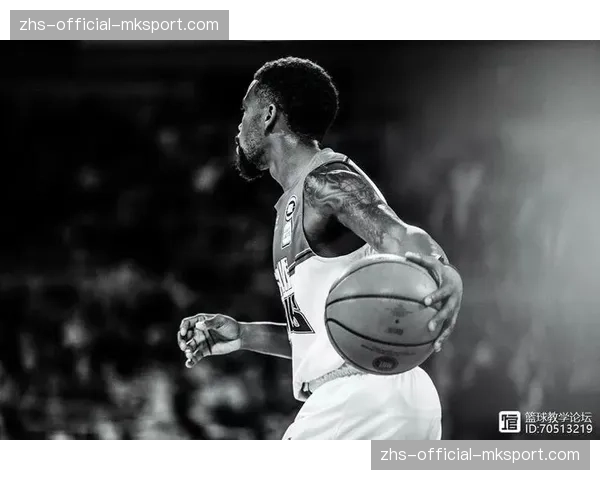 克莱蒙官方：球队队长因十字韧带撕裂，确定赛季报销