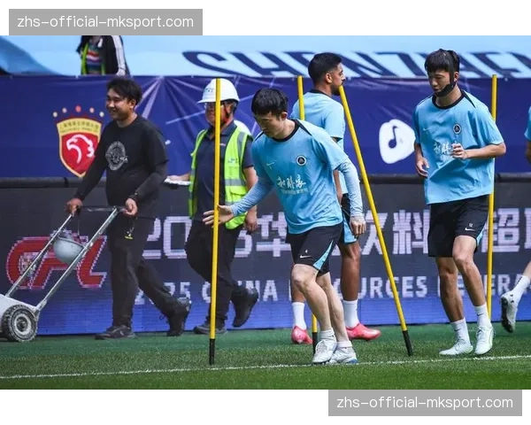 深圳新鹏城0-0闷平梅州客家，双方门将屡献神扑
